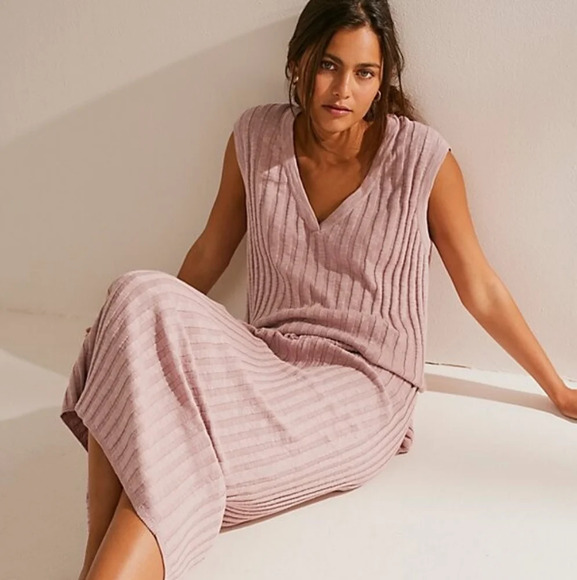 Free People Beach Linen Blend Veda Sweater Vest Ribbed V-Neck Sleeveless SP - Picture 1 of 11